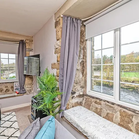 Bridge End Mill Apartment Settle