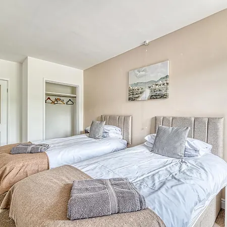 Bridge End Mill Apartment